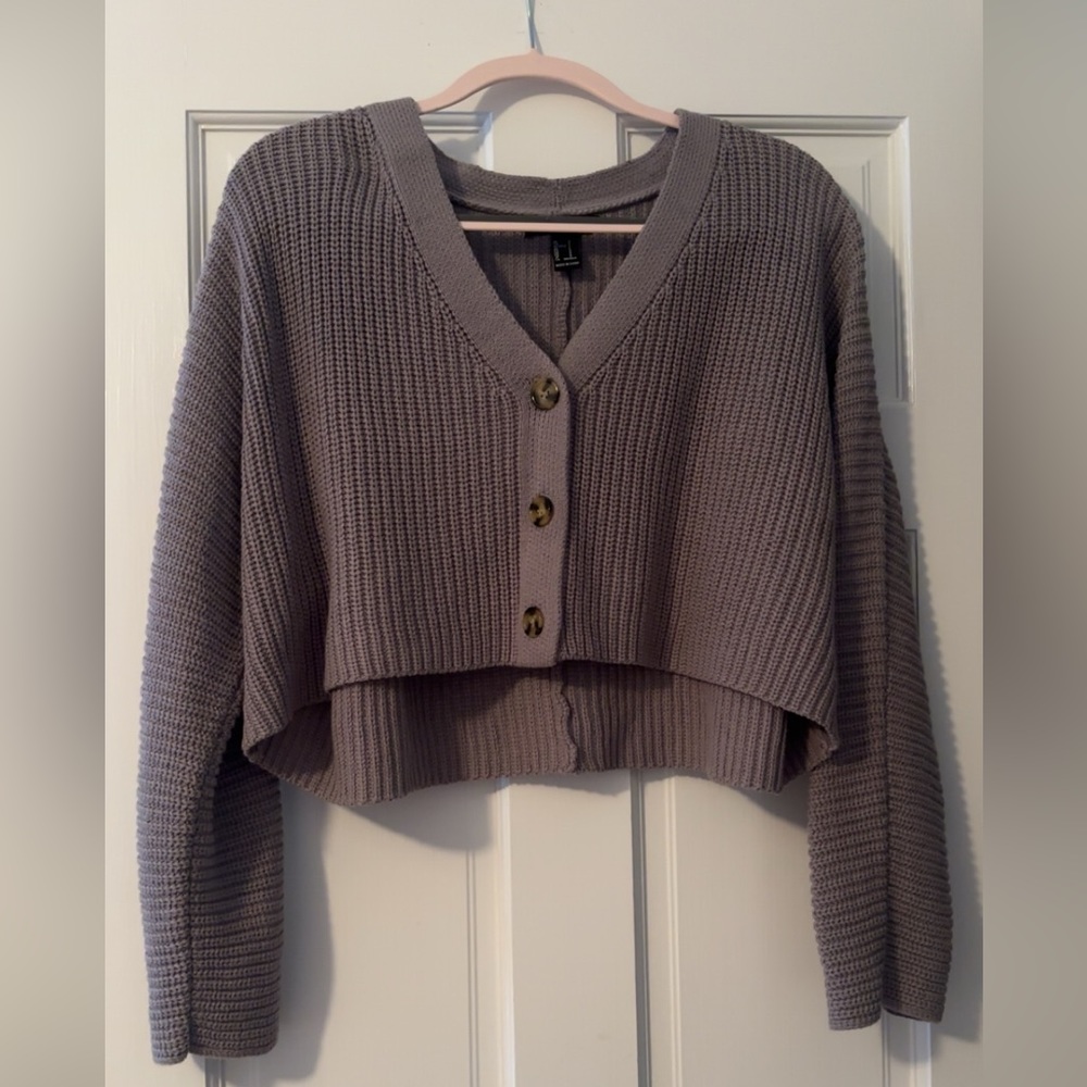 Forever 21 grey sweater new condition